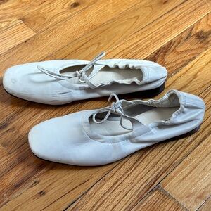 Yuni Buffa White Lola Leather Mary Jane ballet flats - size 36.5